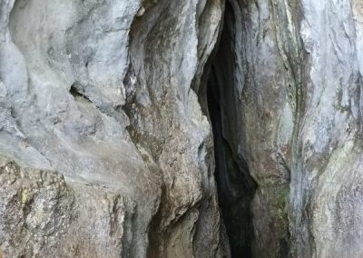 Yoni Cave